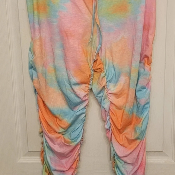 TRACK suits - Picture 3 of 3